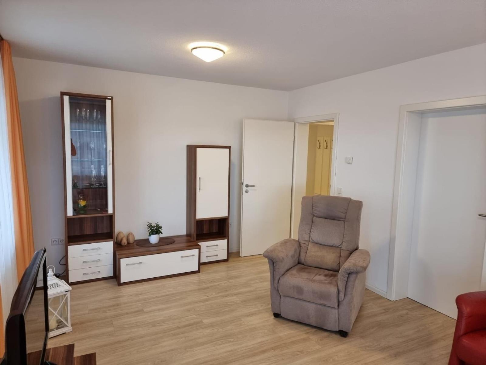 "Schwarzwaldblick" Ferienwohnung 2-4 Pers 65Qm, Schoene Ruhige Suedhanglage Mit Herrl Aussicht ทอดท์เนา ภายนอก รูปภาพ
